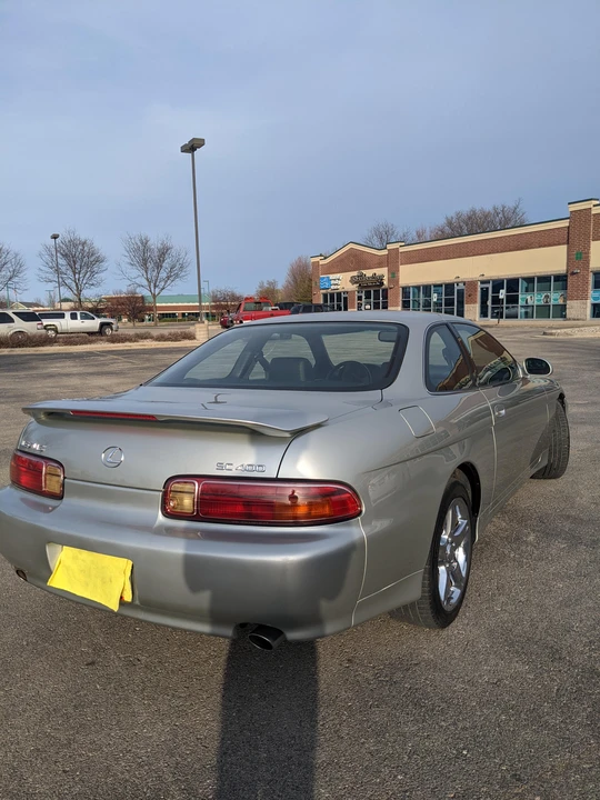 2000 Lexus SC400 - Image 24 of 31