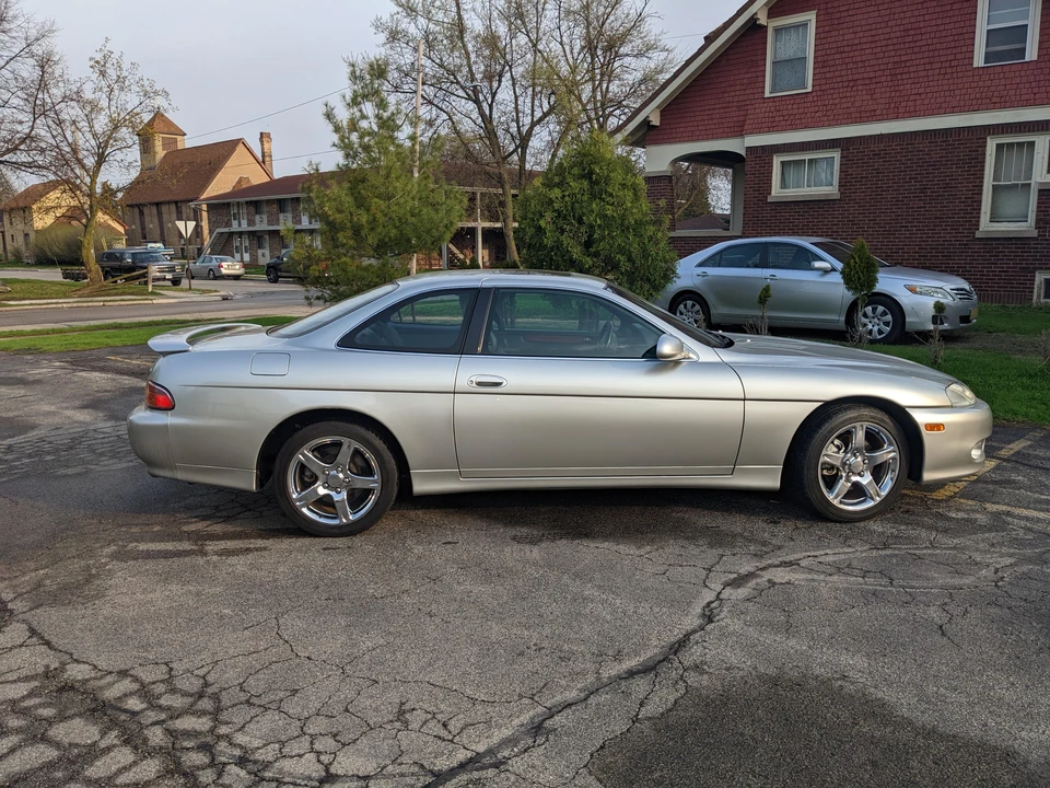 2000 Lexus SC400 - Image 28 of 31