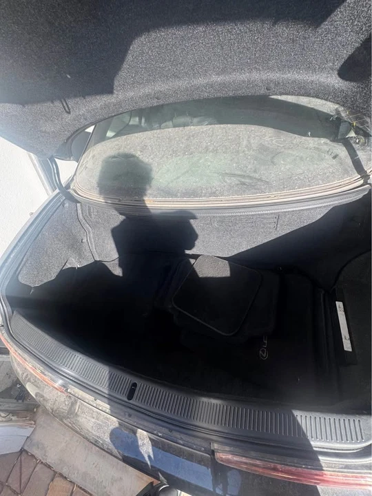 2000 Lexus SC400 - Image 11 of 20