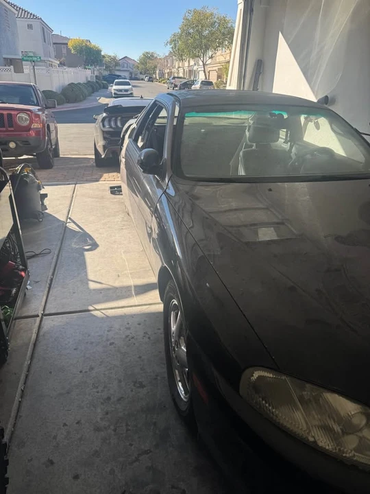 2000 Lexus SC400 - Image 6 of 20