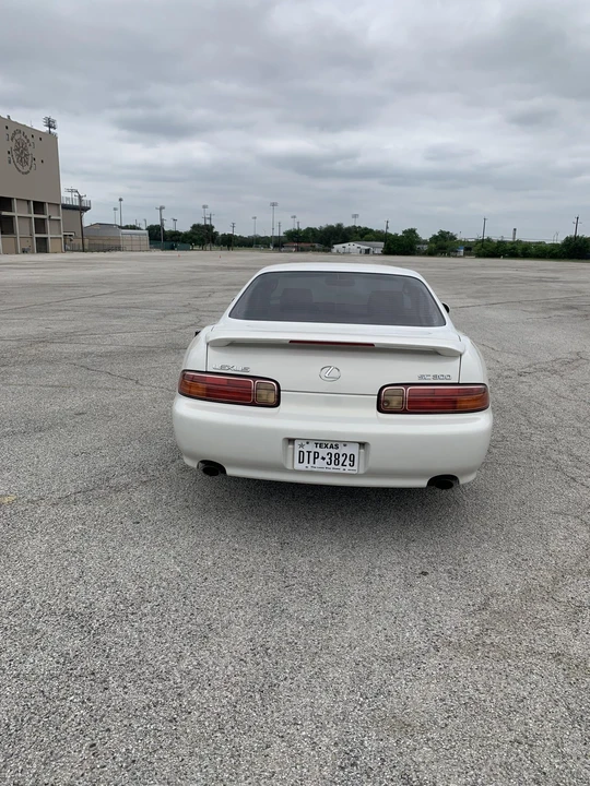 2000 Lexus SC400 - Image 16 of 31