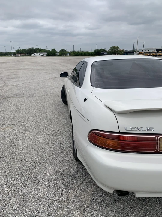 2000 Lexus SC400 - Image 27 of 31