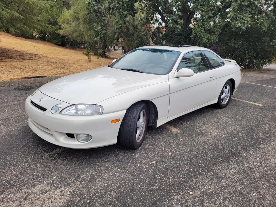 2000 Lexus SC400 - Image 7 of 31
