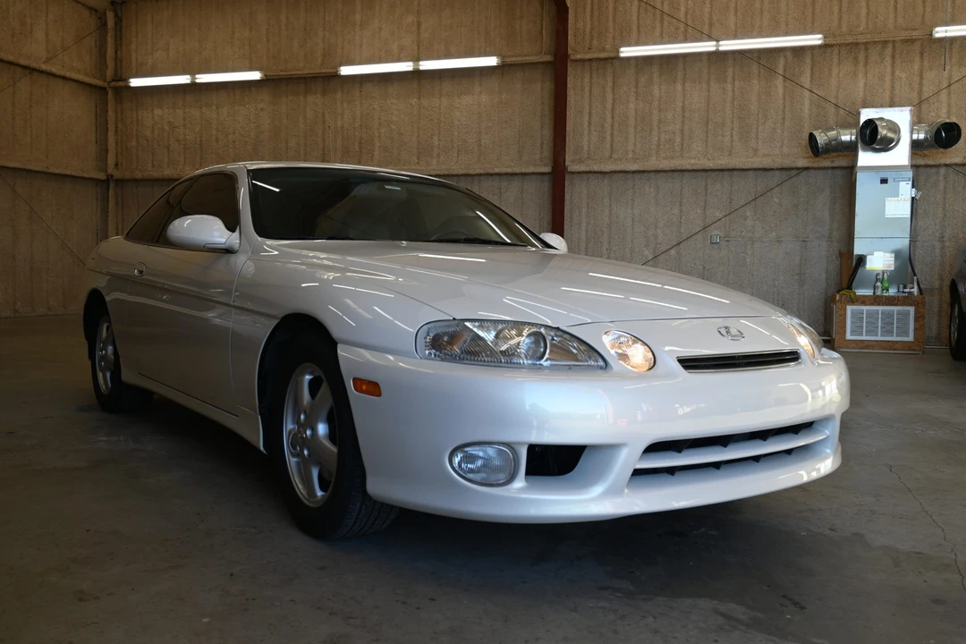 2000 Lexus SC400 - Image 8 of 31