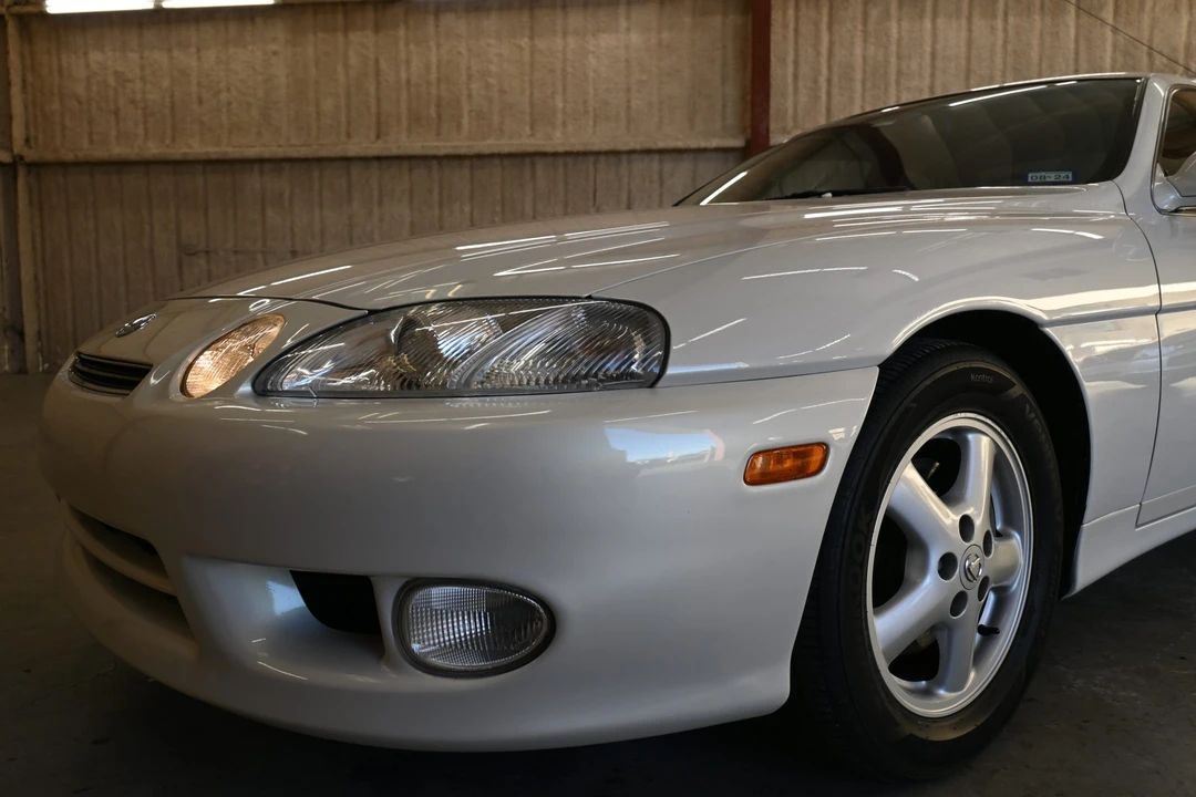 2000 Lexus SC400 - Image 27 of 31