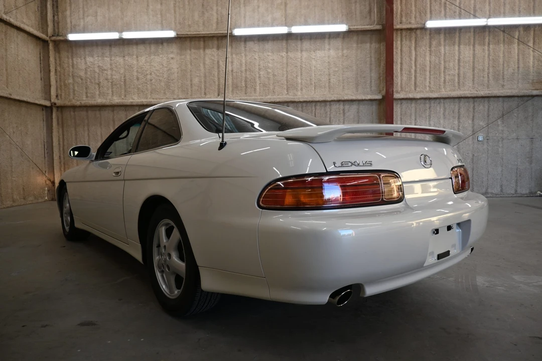 2000 Lexus SC400 - Image 17 of 31