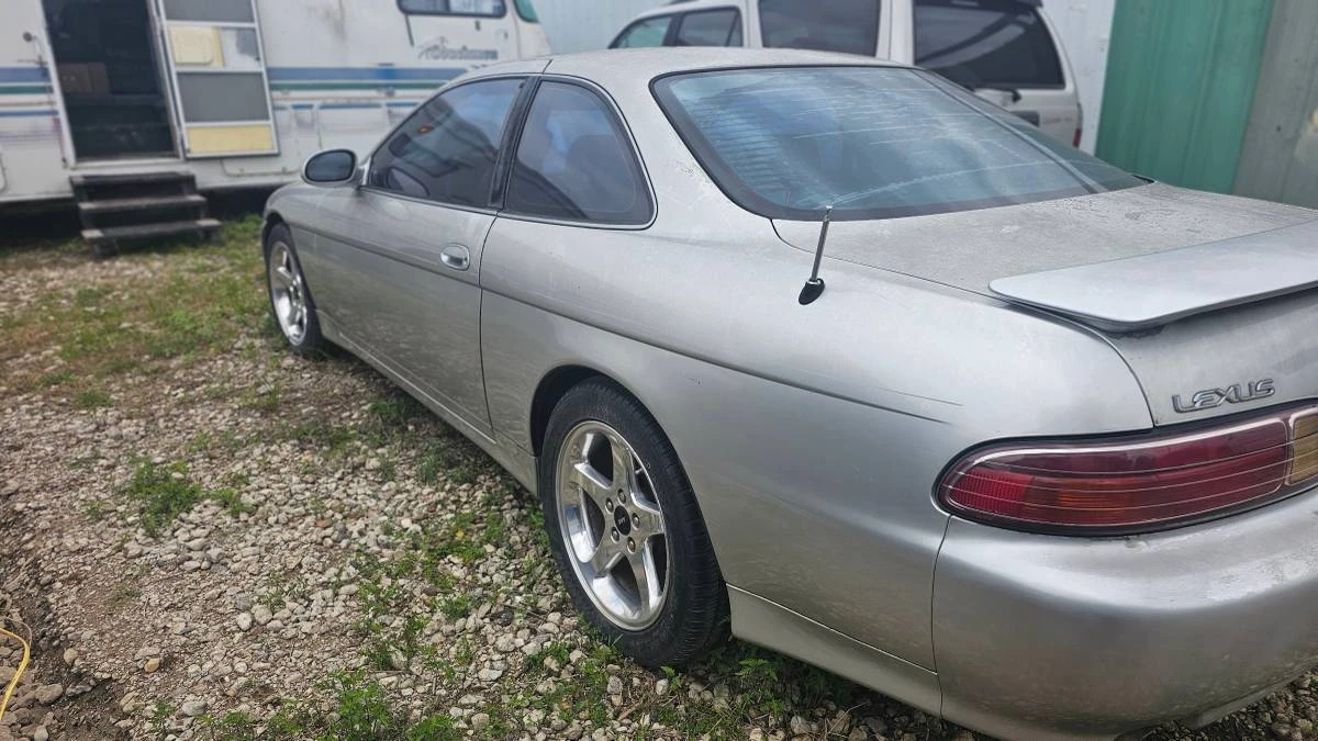 2000 Lexus SC - Image 3 of 11