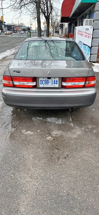 2000 Lexus ES 3rd Gen - Image 2 of 7