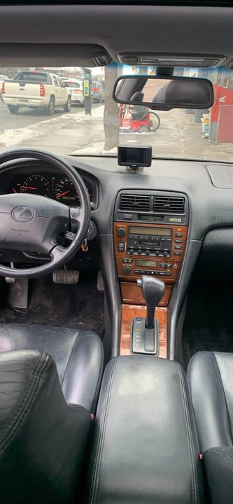 2000 Lexus ES 3rd Gen - Image 5 of 7