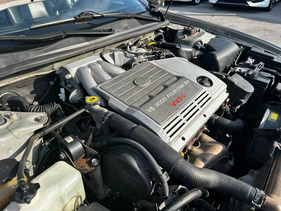 2000 Lexus ES 2nd Gen - Image 14 of 15