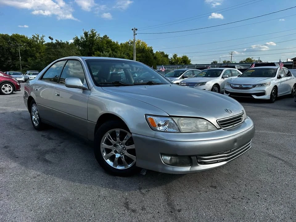 2000 Lexus ES 2nd Gen - Image 3 of 15