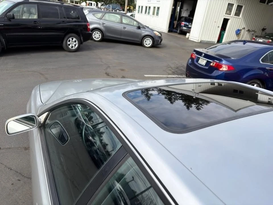 2000 Lexus ES 3rd Gen - Image 10 of 20