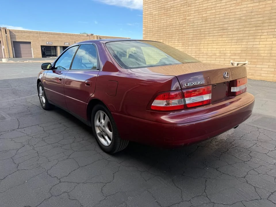 2000 Lexus ES 3rd Gen - Image 3 of 13