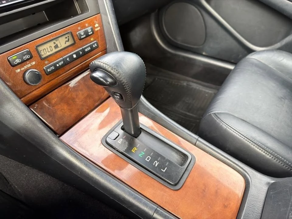 2000 Lexus ES 3rd Gen - Image 14 of 20