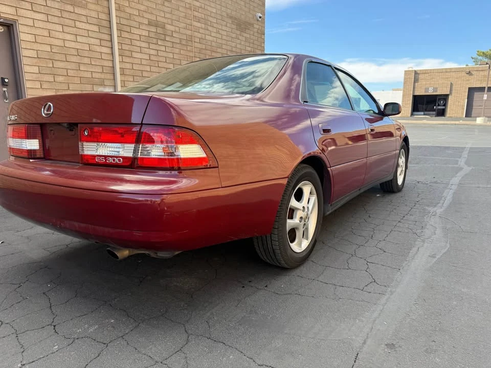2000 Lexus ES 3rd Gen - Image 7 of 13