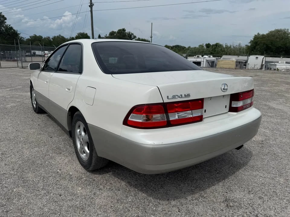 2000 Lexus ES 3rd Gen - Image 3 of 20
