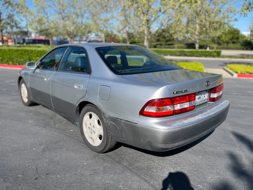 2000 Lexus ES 3rd Gen - Image 7 of 20