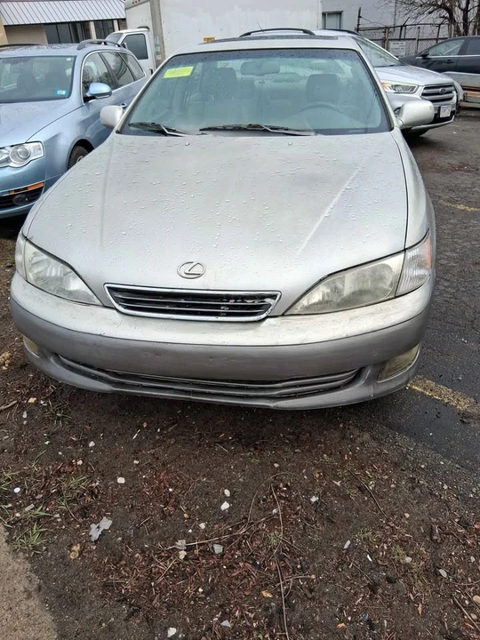 2000 Lexus ES 3rd Gen - Image 3 of 5