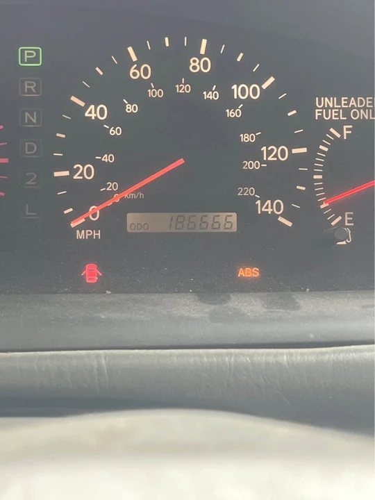 2000 Lexus ES 3rd Gen - Image 2 of 5