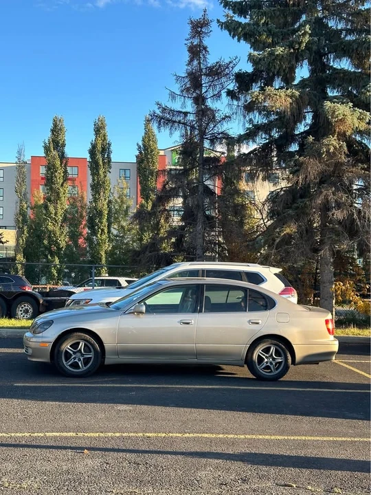 2000 Lexus GS 2nd Gen - Image 6 of 9