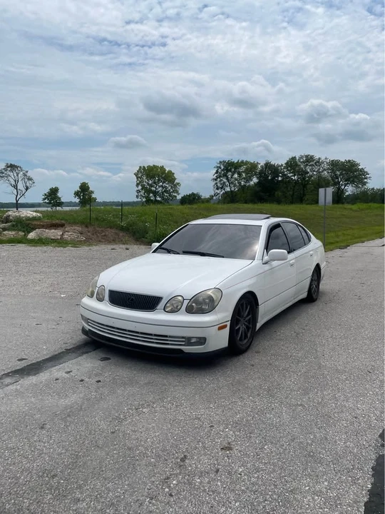 2000 Lexus GS 2nd Gen - Image 4 of 6