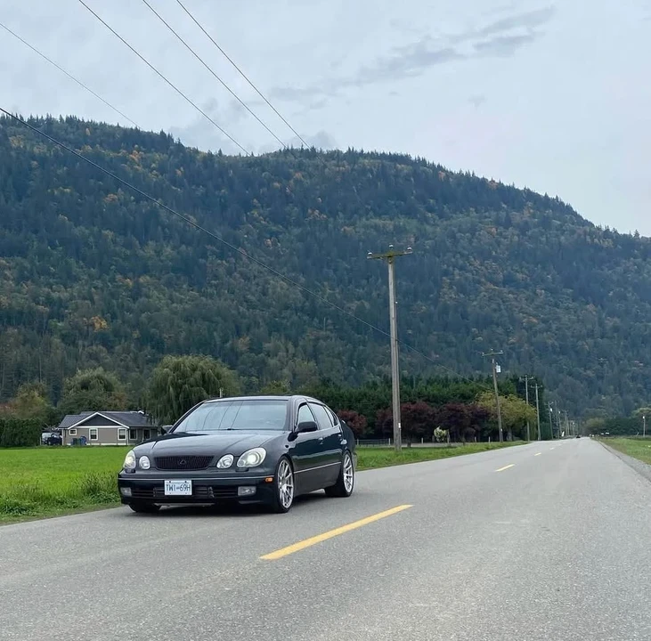 2000 Lexus GS 2nd Gen - Image 4 of 6