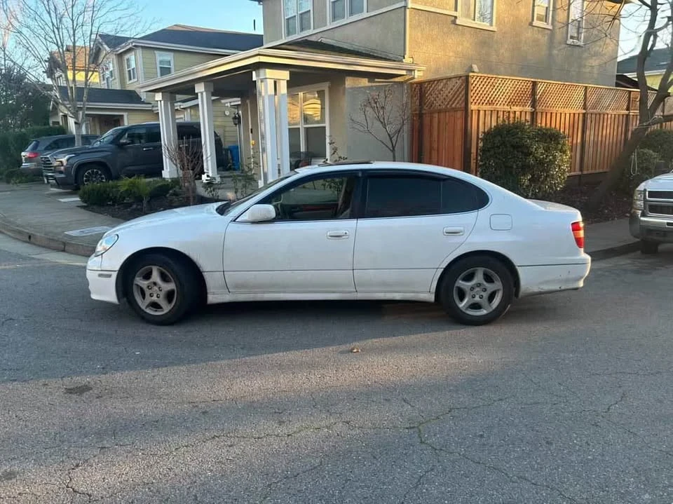 2000 Lexus GS 2nd Gen - Image 2 of 7