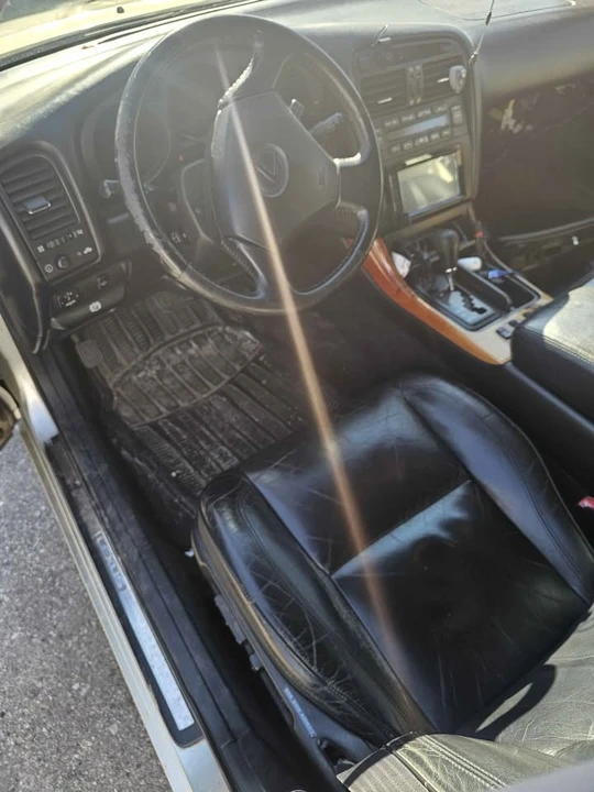 2000 Lexus GS 2nd Gen - Image 7 of 10