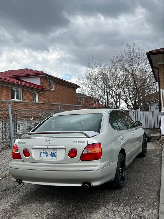 2000 Lexus GS 2nd Gen - Image 6 of 12