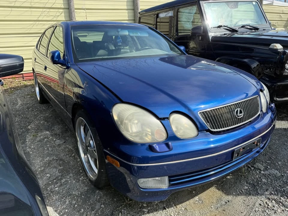 2000 Lexus GS 2nd Gen - Image 8 of 9