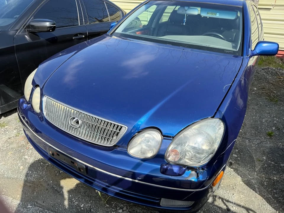 2000 Lexus GS 2nd Gen - Image 9 of 9