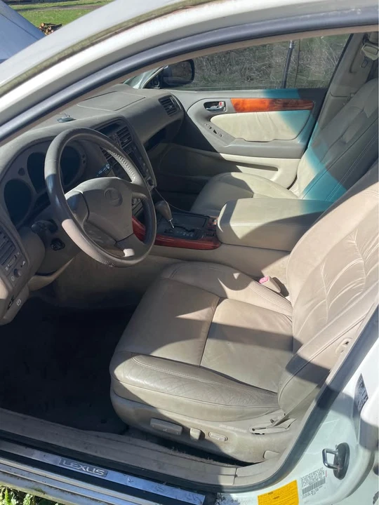2000 Lexus GS 2nd Gen - Image 3 of 8