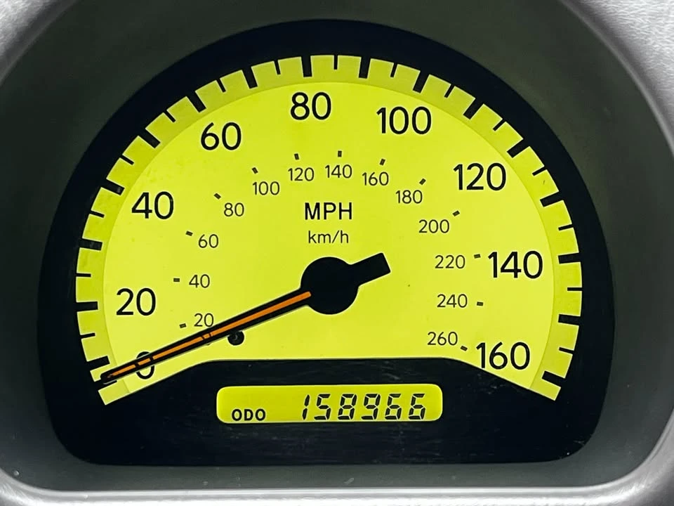 2000 Lexus GS 2nd Gen - Image 10 of 14