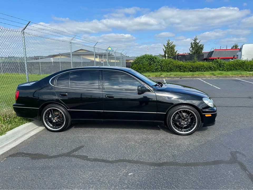 2000 Lexus GS 2nd Gen - Image 4 of 16