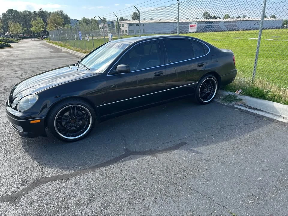 2000 Lexus GS 2nd Gen - Image 12 of 16