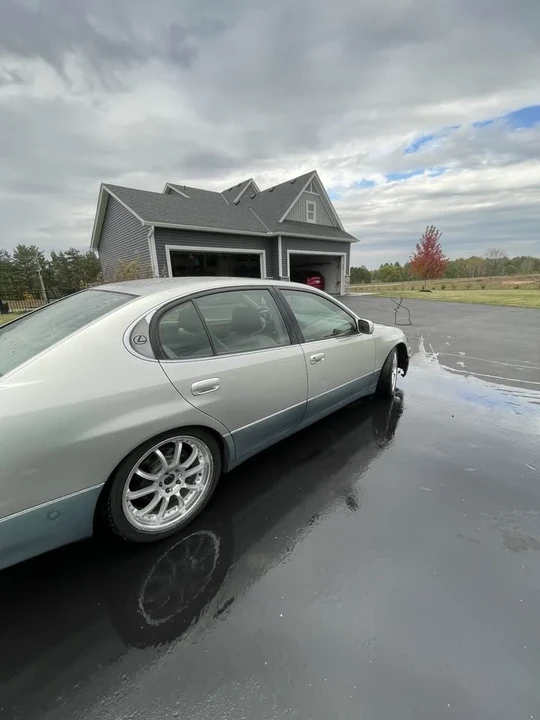 2000 Lexus GS 2nd Gen - Image 9 of 10