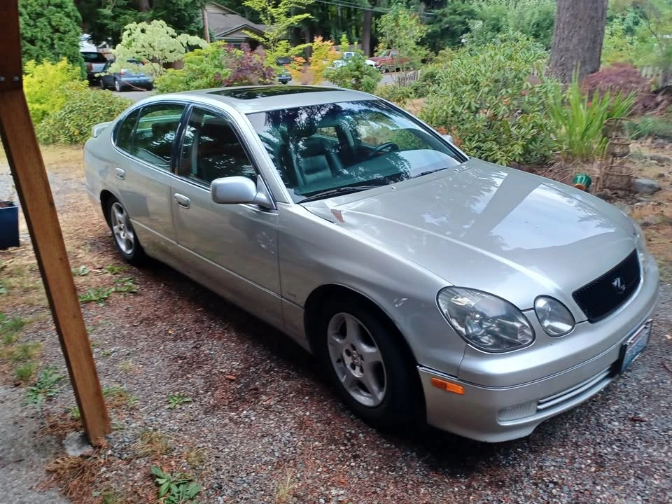 2000 Lexus GS 2nd Gen - Image 5 of 8