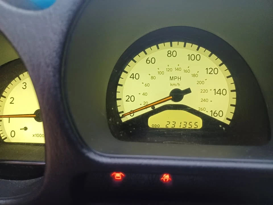 2000 Lexus GS 2nd Gen - Image 4 of 8