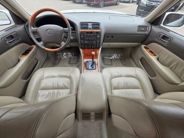 2000 Lexus LS 2nd Gen - Image 14 of 20
