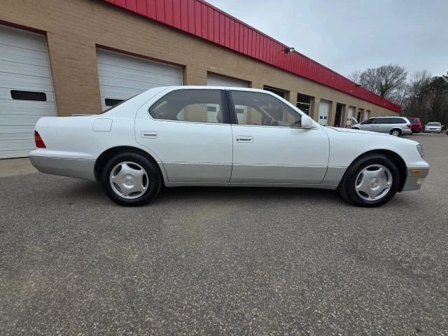 2000 Lexus LS 2nd Gen - Image 6 of 20