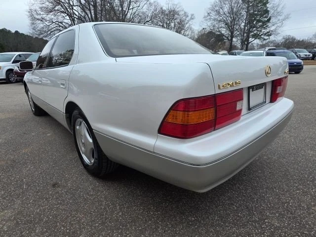 2000 Lexus LS 2nd Gen - Image 3 of 20