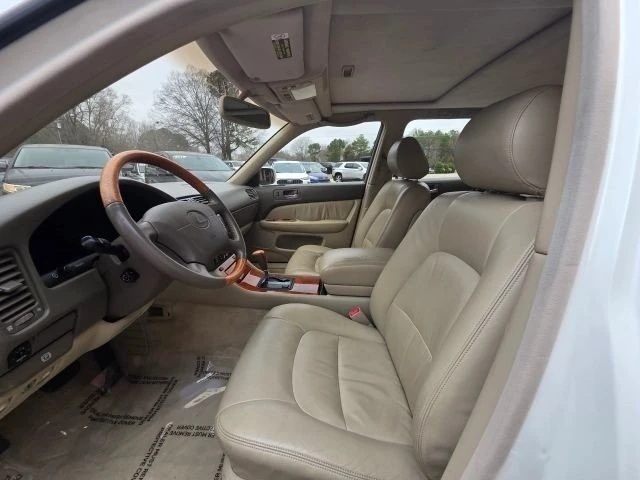 2000 Lexus LS 2nd Gen - Image 9 of 20