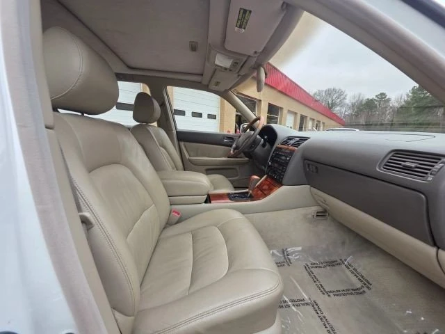 2000 Lexus LS 2nd Gen - Image 20 of 20