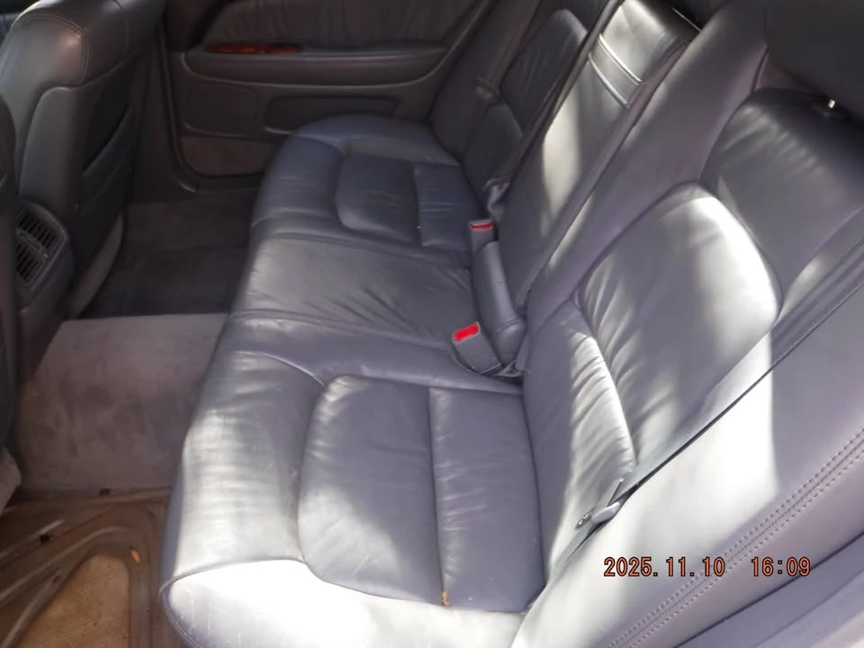 2000 Lexus LS 2nd Gen - Image 4 of 6