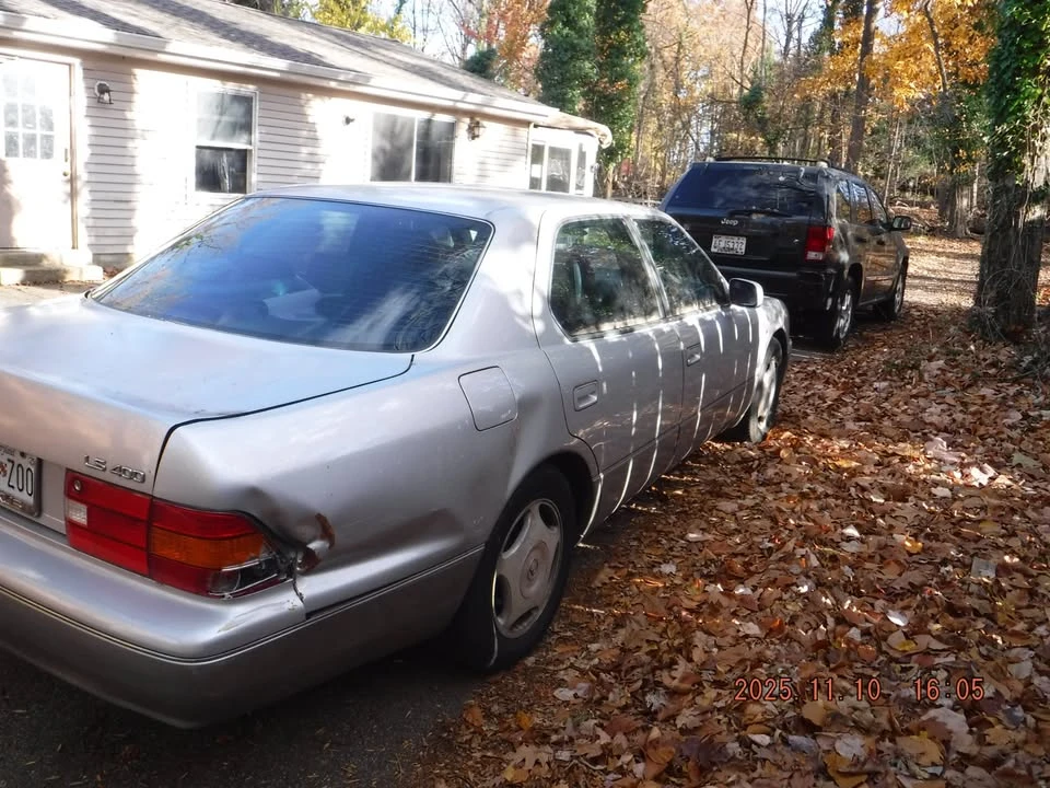 2000 Lexus LS 2nd Gen - Image 6 of 6