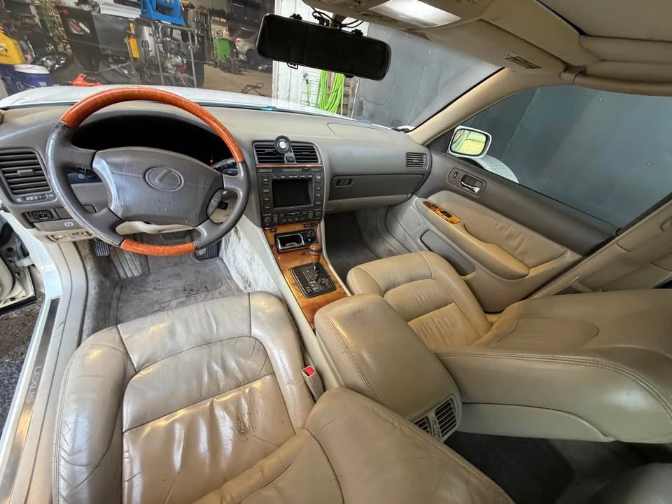 2000 Lexus LS 2nd Gen - Image 3 of 8
