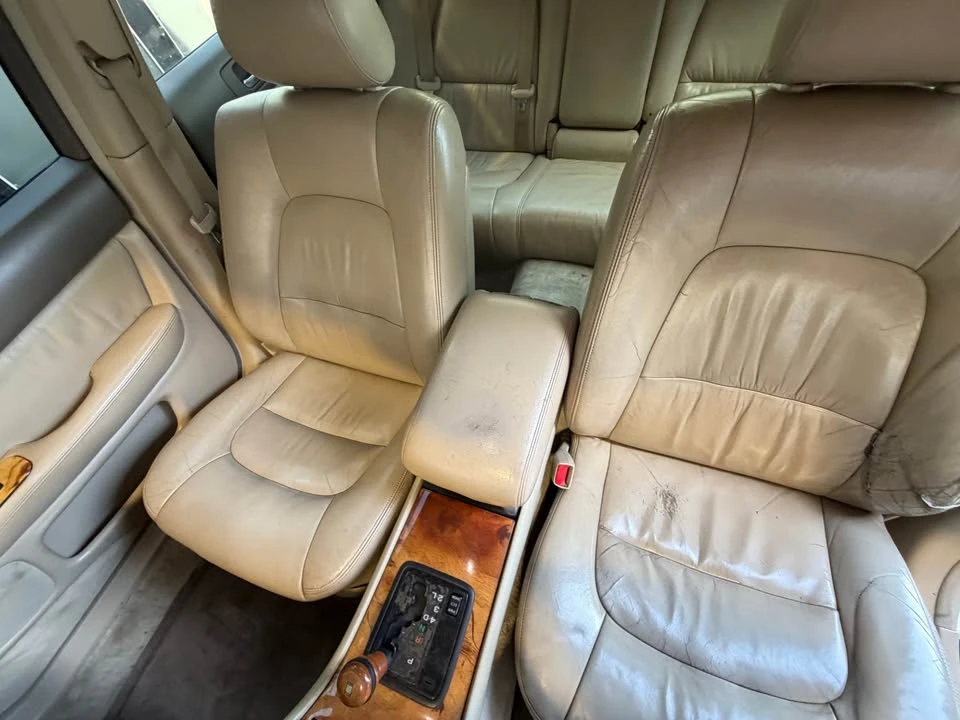 2000 Lexus LS 2nd Gen - Image 4 of 8