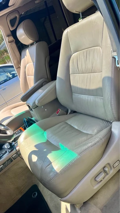 2000 Lexus LX 1st Gen - Image 5 of 9