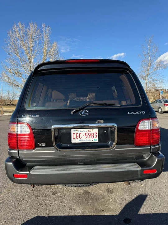 2000 Lexus LX 2nd Gen - Image 5 of 19