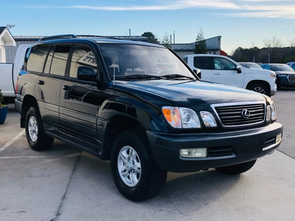 2000 Lexus LX 2nd Gen - Image 5 of 20
